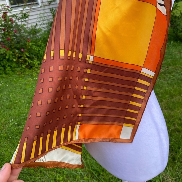 Vintage Orange Brown Geometric Acetate Scarf - Picture 3 of 8
